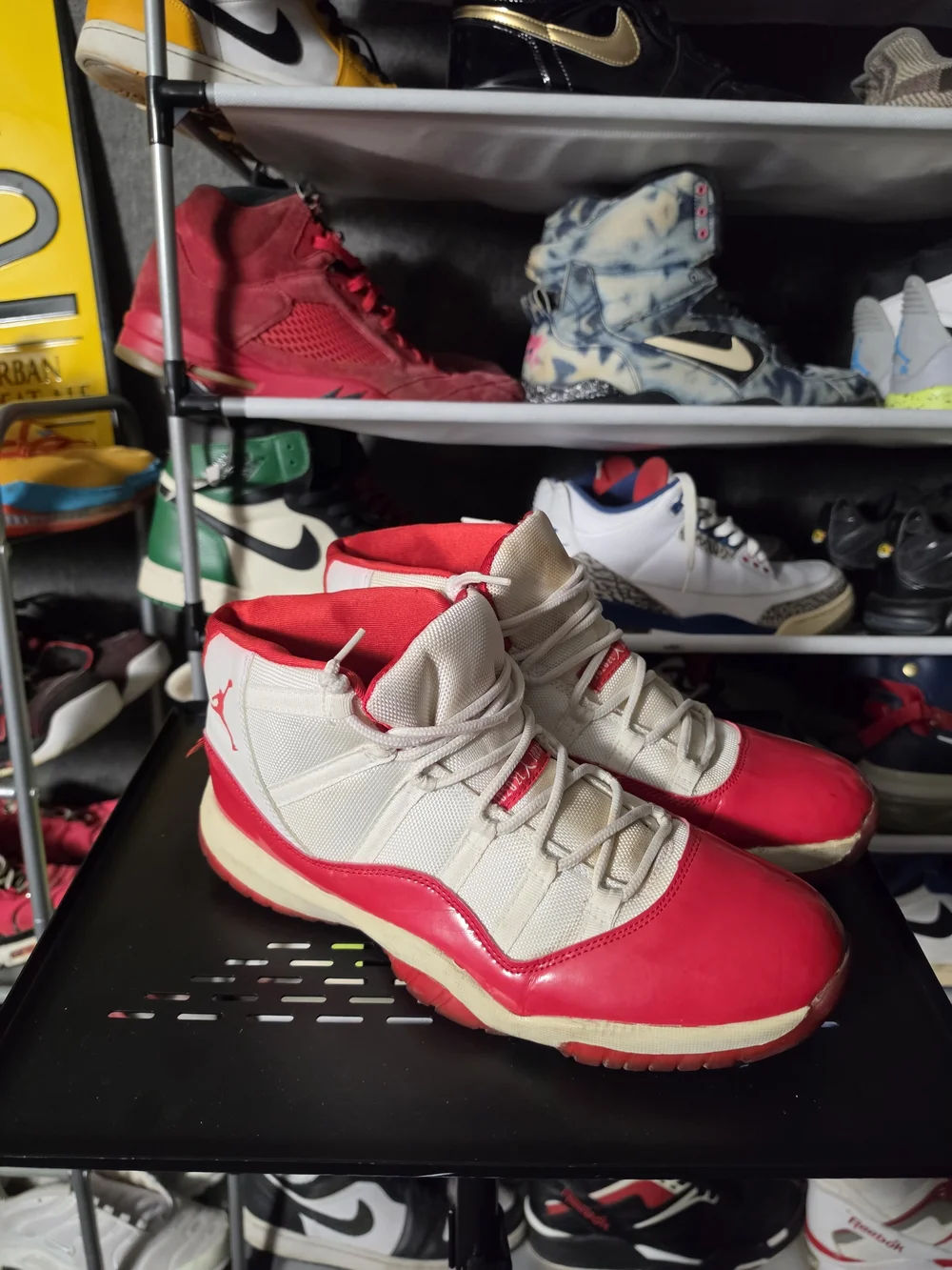 🔥 Jordan Men's Retro High-Top Sneakers Size 11 White Cherry Red